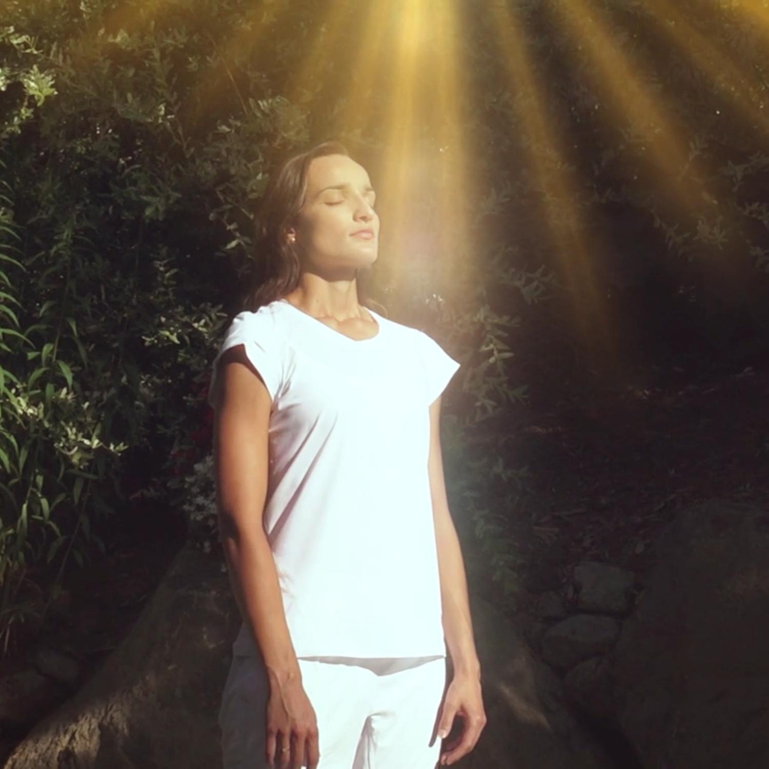 El sol radiante - Angelica Yoga - Curso 1.11